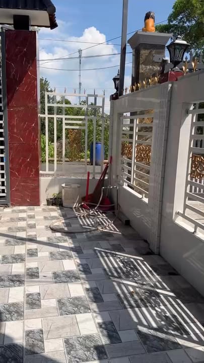 Nhà riêng Đồng Tháp 180m² giá 1 tỷ - Thiết kế sang trọng!