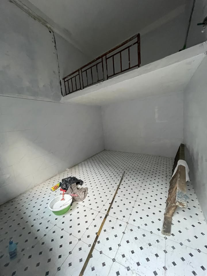 Cho thuê phòng 15m² có gác xép tại Ngõ 322 Mỹ Đình, Nam Từ Liêm - 1.8 triệu/tháng