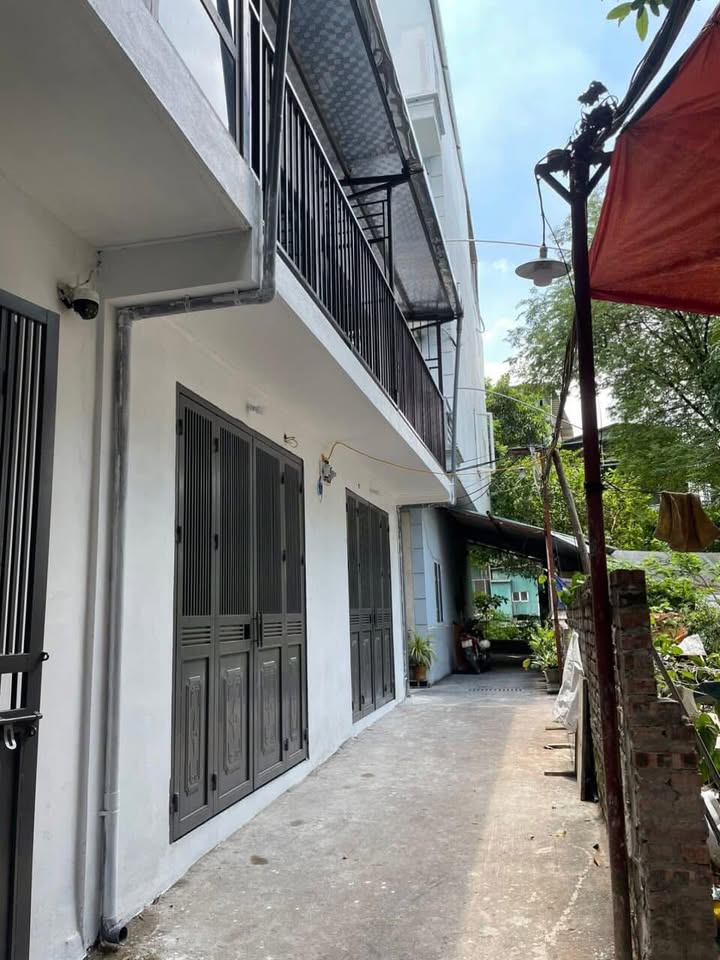 Cho thuê nhà 2 tầng Nguyễn Văn Giáp, Nam Từ Liêm - 6 triệu/tháng