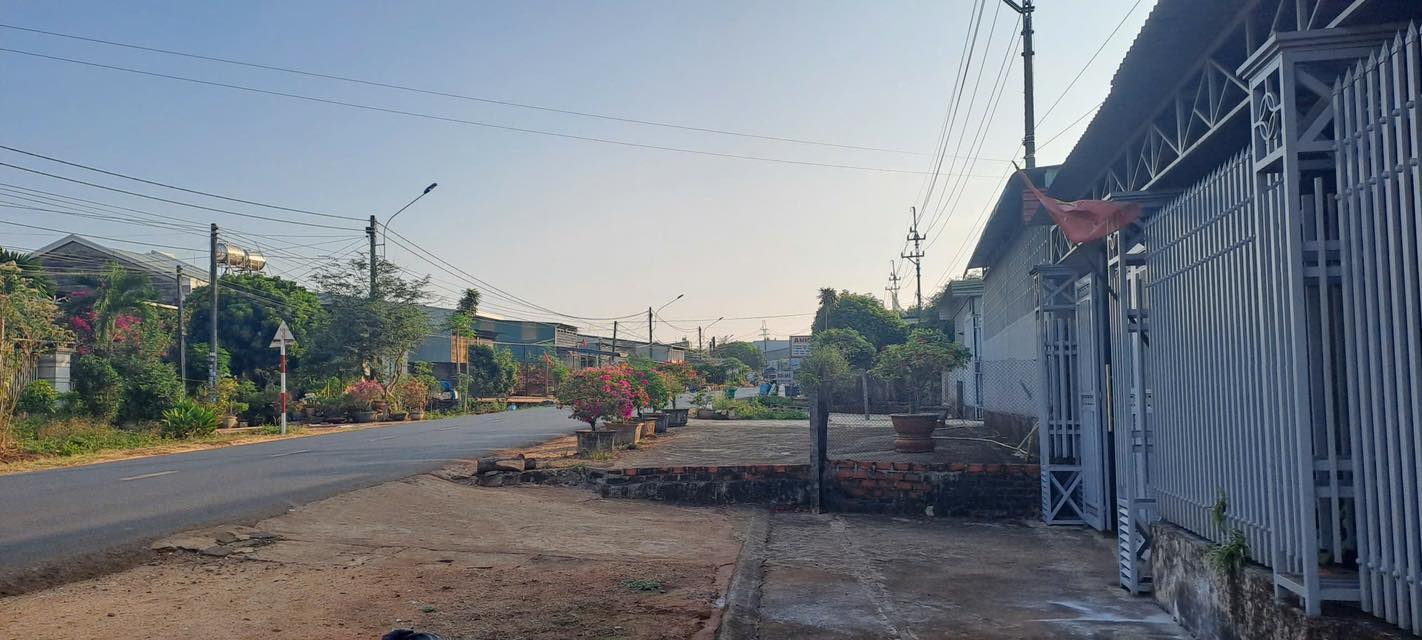 Nhà Mặt Tiền Hùng Vương, Ia Grai - 240m² - Kinh Doanh/Ở Tốt