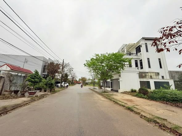 Đất Mặt Tiền Nguyễn Viết Song Huế - 490m² Sổ Hồng Chính Chủ