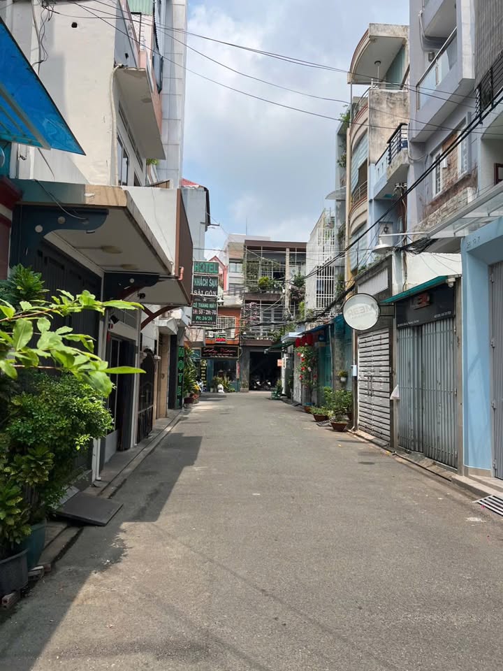 Nhà Riêng Lê Văn Sỹ Phú Nhuận 46m² - Ô tô vào tận nhà!