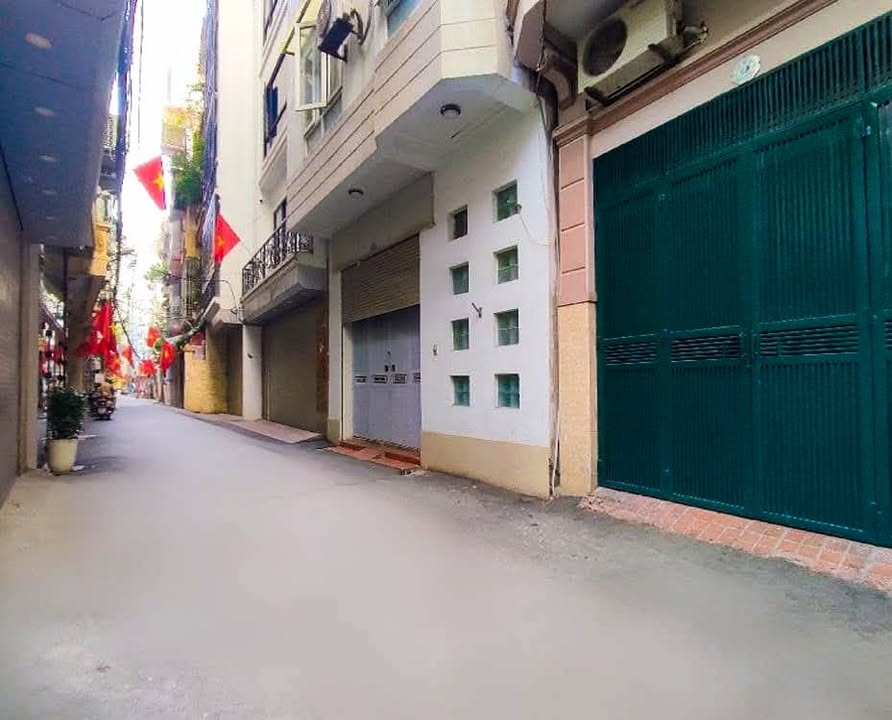 Nhà riêng 42m² Vương Thừa Vũ, Thanh Xuân: Ô tô tránh, kinh doanh sầm uất!