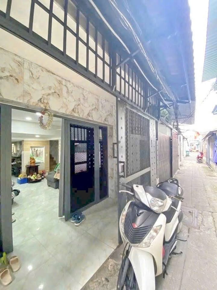 Nhà Hẻm Nguyễn Văn Quỳ Q7 50m² giá 4.99 Tỷ - Sẵn sàng ở ngay!