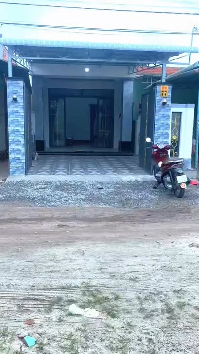 Nhà riêng Thị xã Hòa Thành 140m² - Ô tô vào tận nhà!