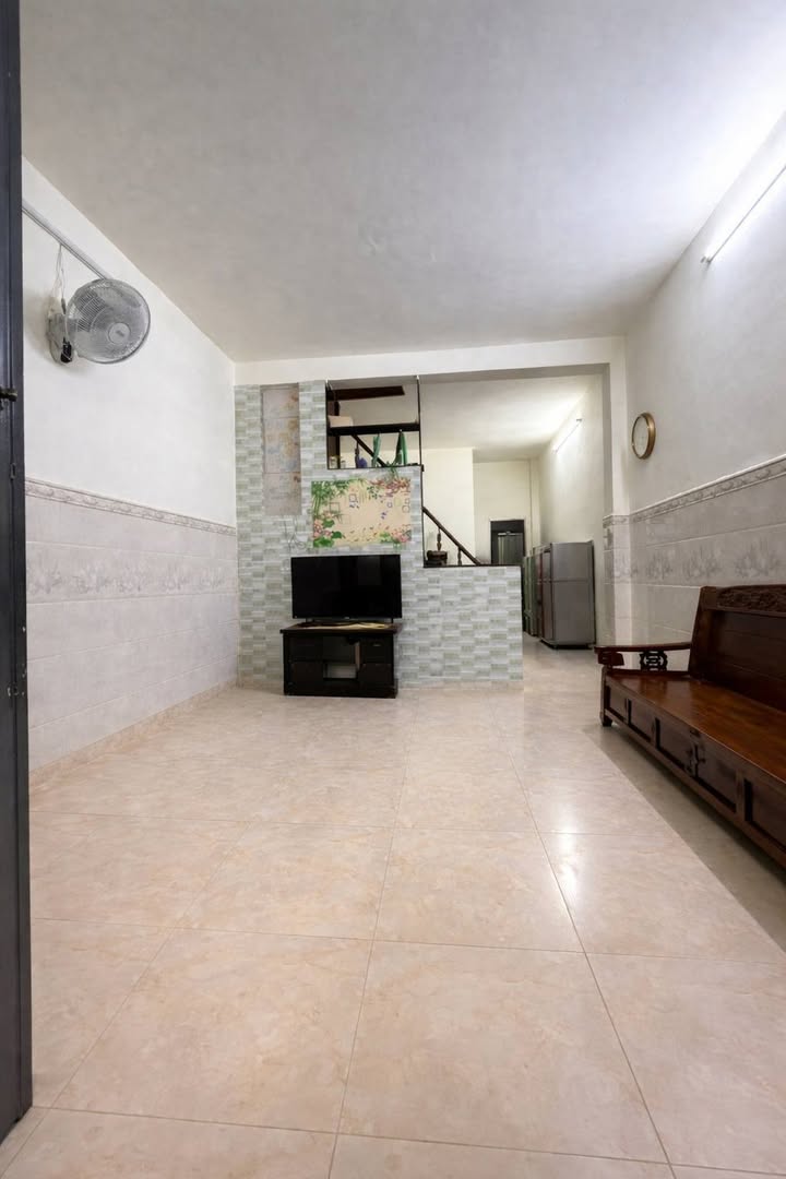 Bán Gấp Căn Hộ 38m² Huỳnh Tấn Phát, Nhà Bè - 2PN, CCVB, Giá 1.2 Tỷ