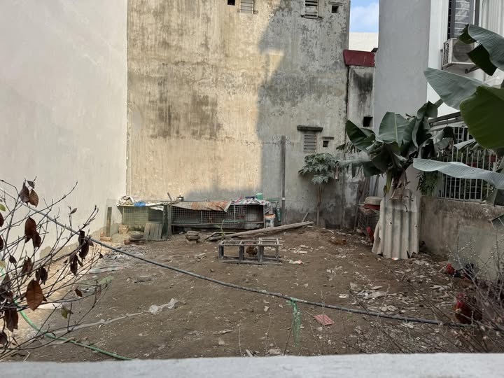 Đất Lô Góc Nguyễn Văn Cừ, Long Biên 54m² - Sổ Đỏ Sẵn Sàng Giao Dịch