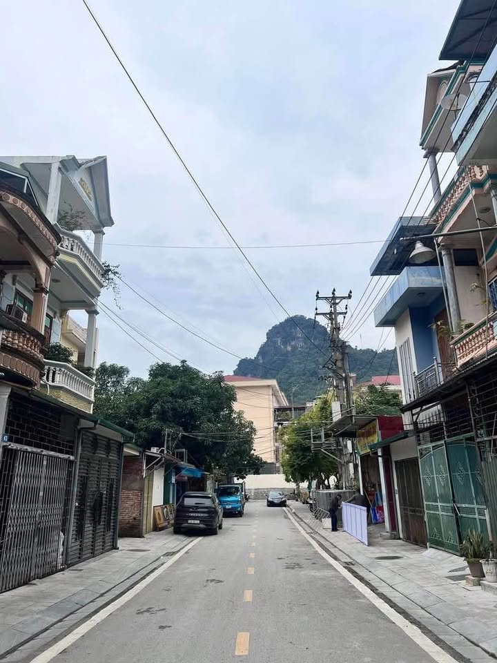 Nhà Phố Nguyễn Duy Trinh, Hà Giang - 68m² Giá 2.8 Tỷ, Sẵn Sàng Ở Ngay