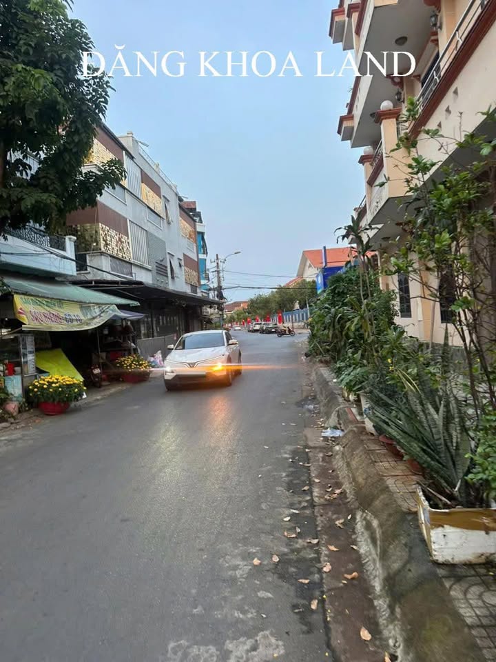 Nhà phố Đường 18A Phước Bình 68m² giá 9.5 tỷ - Mặt tiền kinh doanh đỉnh!