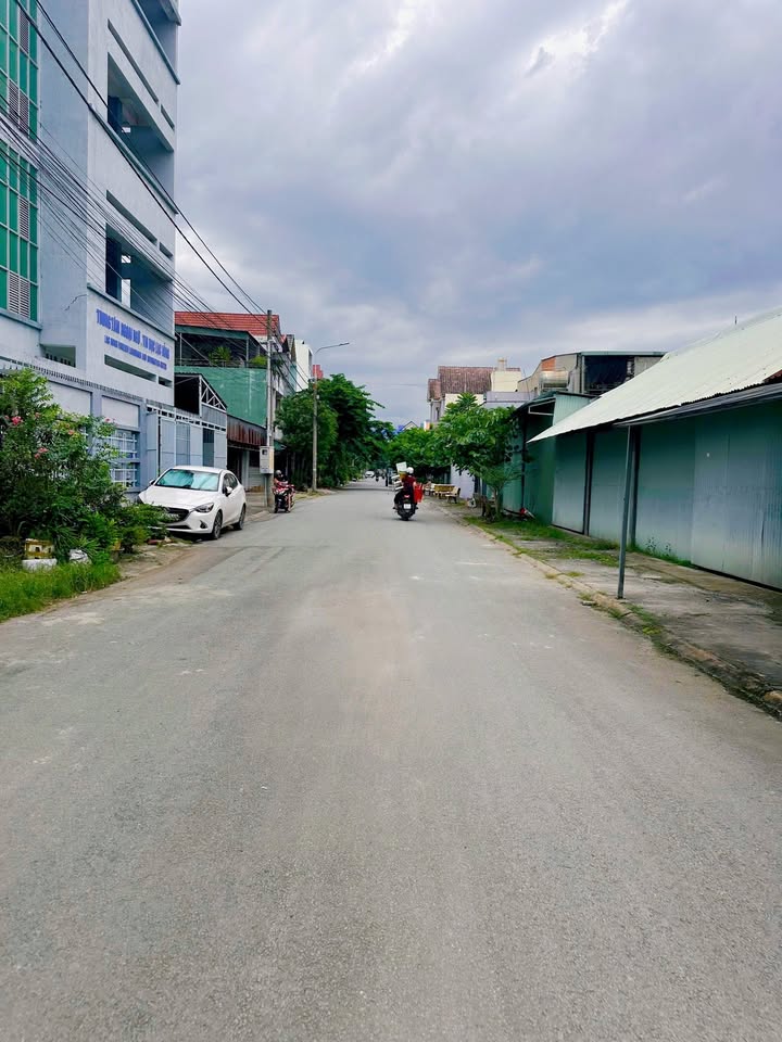 Đất Vàng Biên Hòa - 111m² Mặt Tiền Lê Quang Định, Giá 3.85 Tỷ