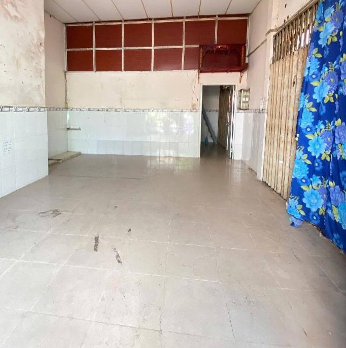 Nhà Sổ Hồng Hoàn Công 83m² Quận 6 - Hẻm Xe Hơi, 4PN, Giá Tốt