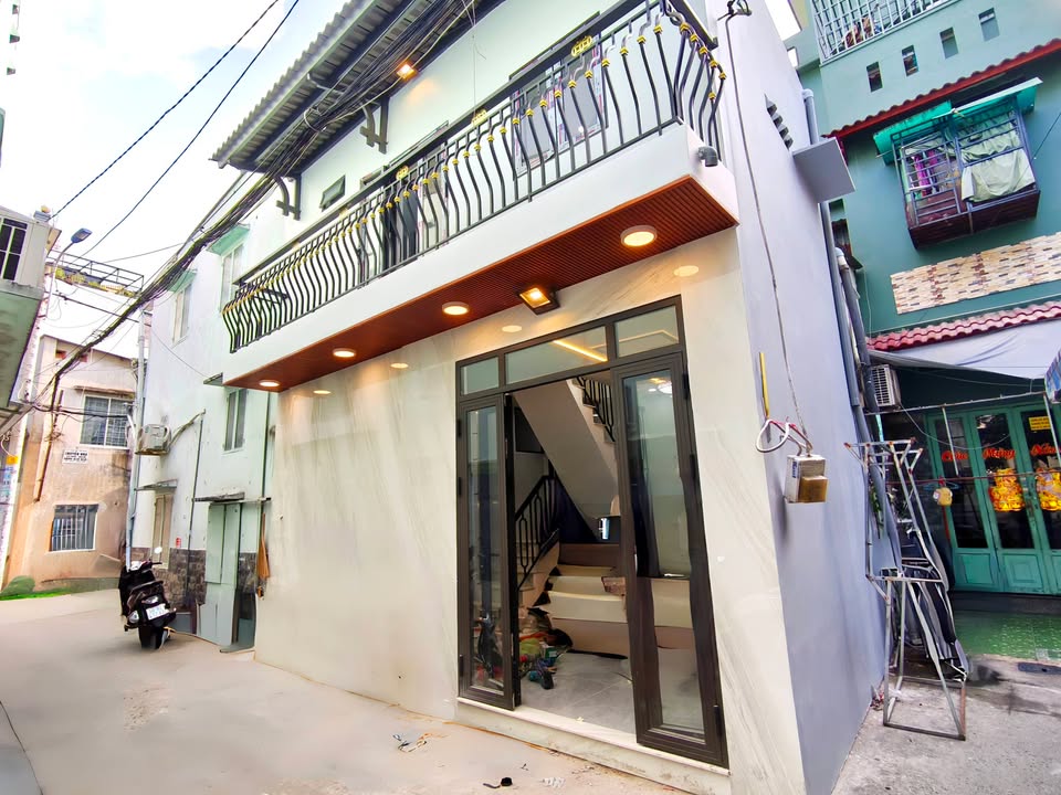 Nhà riêng 25m² Quận Bình Tân - Ô tô vào tận nhà, full nội thất!