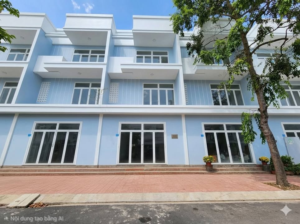 Nhà phố liền kề KDC Hoàng Quân 105m² - Đầu tư sinh lời hiệu quả!