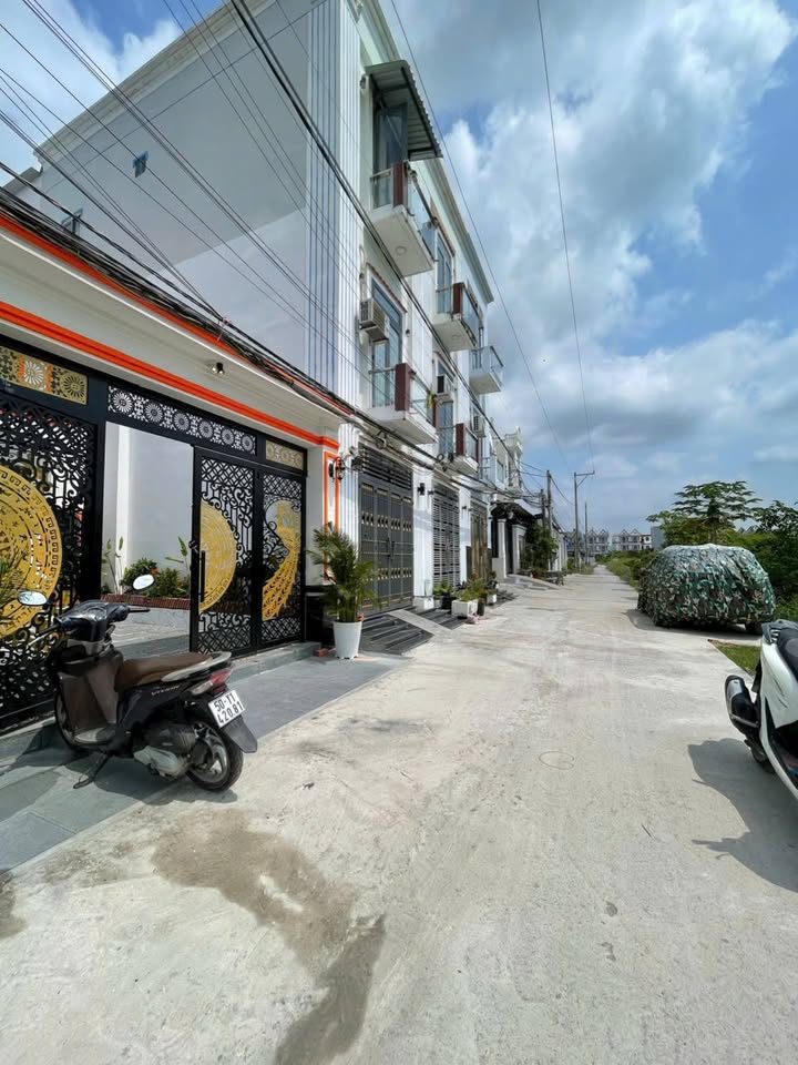 Nhà Riêng Cần Giuộc 127m² – Sẵn Sàng Ở Ngay, Sổ Hồng Chính Chủ!