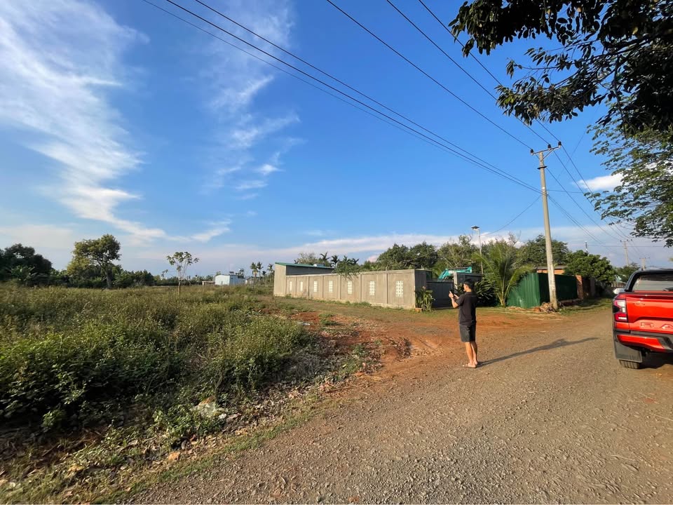 Đất nền Buôn Ma Thuột 125m² - Sổ đỏ chính chủ, đường 18m!