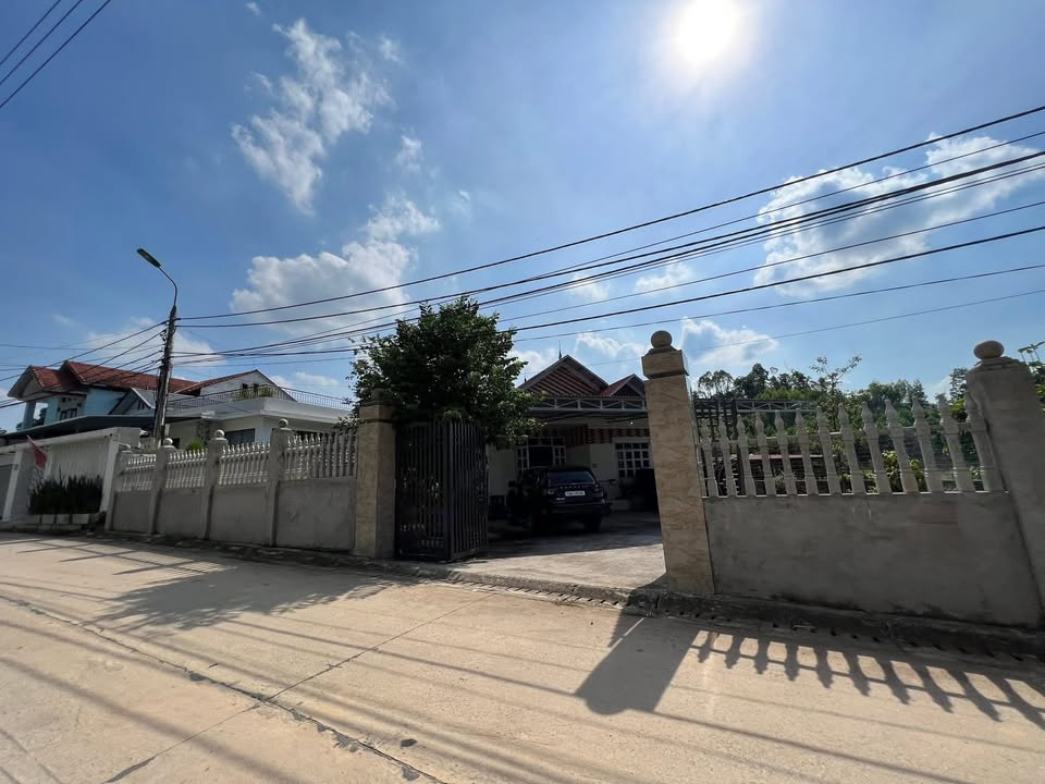 Nhà đất Ba Đình, Hữu Lũng 577m² - Sẵn sàng ở ngay, ô tô vào tận nhà!