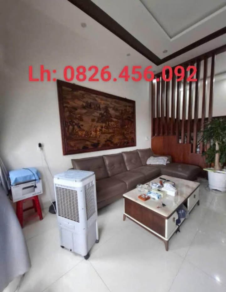 Nhà 2PN Đường Bùi Thị Xuân, Đồng Xoài - Sổ Đỏ, Sân Oto