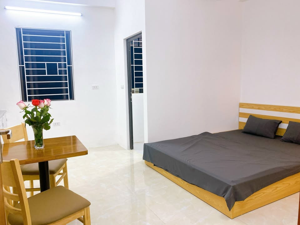 Chung cư mini Ngõ 92 Nguyễn Khánh Toàn 25m² - An ninh 24/7!