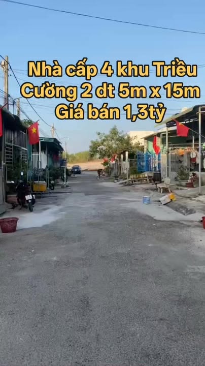 Nhà Cấp 4 La Gi 75m² - Chính chủ bán, Sổ hồng sẵn!