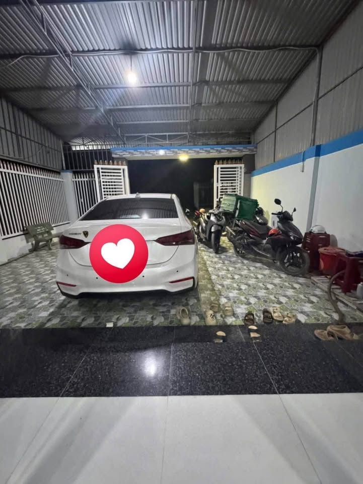 Nhà riêng Phường Ninh Thạnh 200m² giá 1.2 tỷ - Ô tô vào tận nhà!