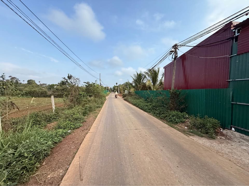 Bán Đất Nông Nghiệp Buôn Ma Thuột 2200m², Sổ Đỏ Sẵn Sàng