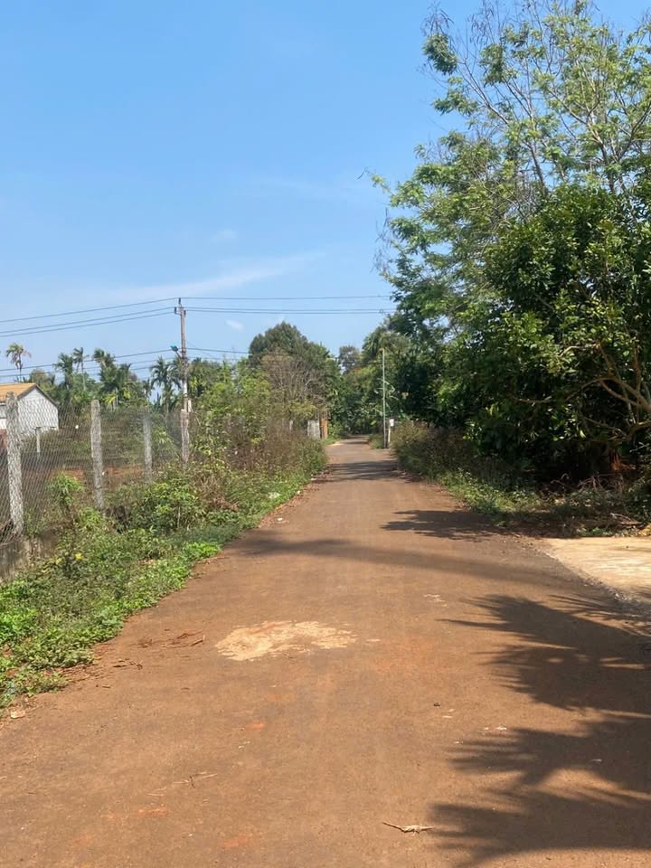 Đất Nền Vị Trí Đẹp Gần Hồ Chư Pao, Buôn Ma Thuột - 100m² Giá 850 Triệu