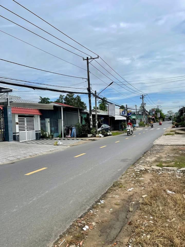 Nhà Mặt Tiền Bùi Hữu Nghĩa, Cần Thơ 6 Tỷ - Mặt Tiền Kinh Doanh Đắc Địa!