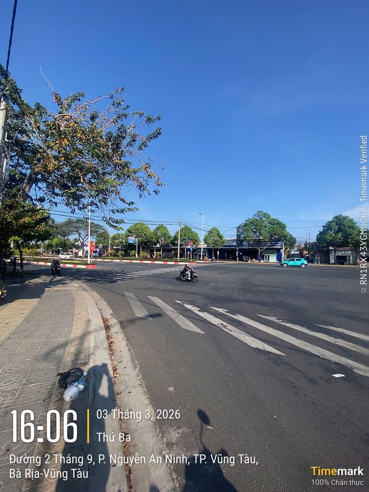 Nhà mặt tiền Vũng Tàu 90m² - Vị trí đắc địa góc ngã 3 kinh doanh!