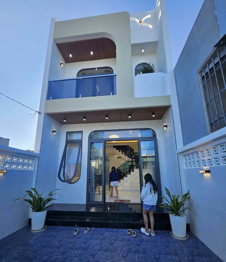 Nhà 1 Trệt 1 Lầu Xã Long Điền, BRVT 2.65 Tỷ - Ô tô vào tận nhà!