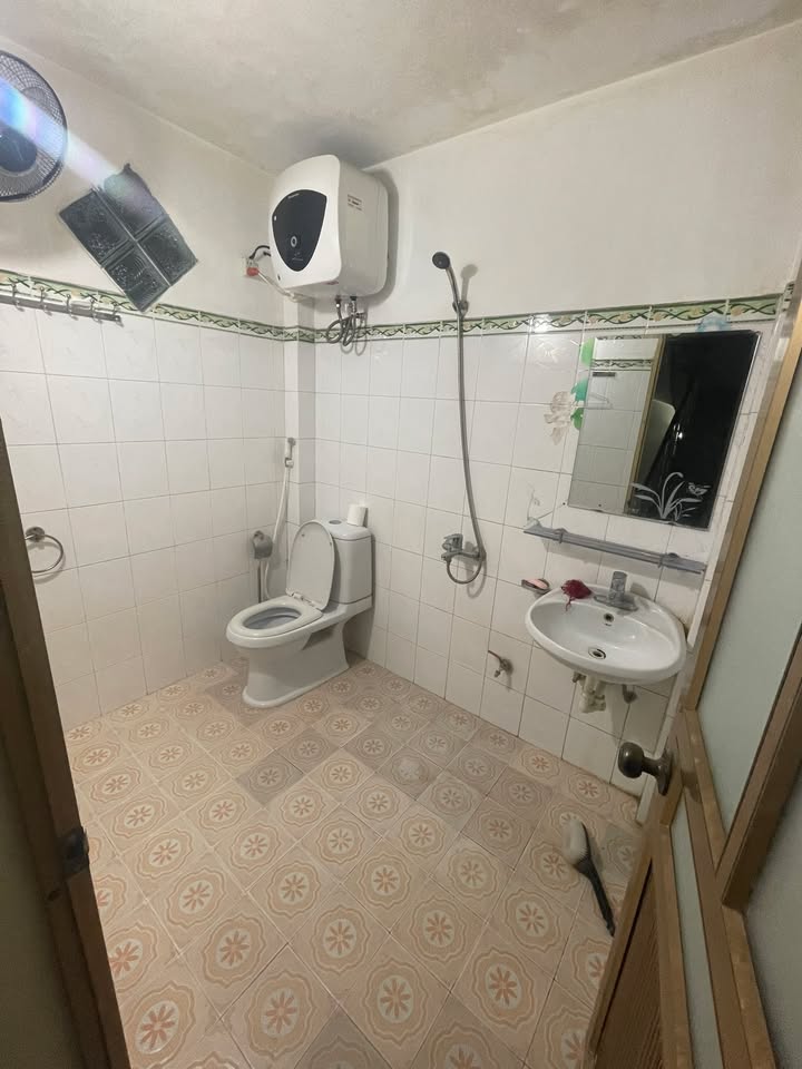 Nhà 4 Ngủ Đường Đại Phúc, Yên Phong - Ô Tô Đỗ Cửa, Có Đồ, Giá 15 Triệu