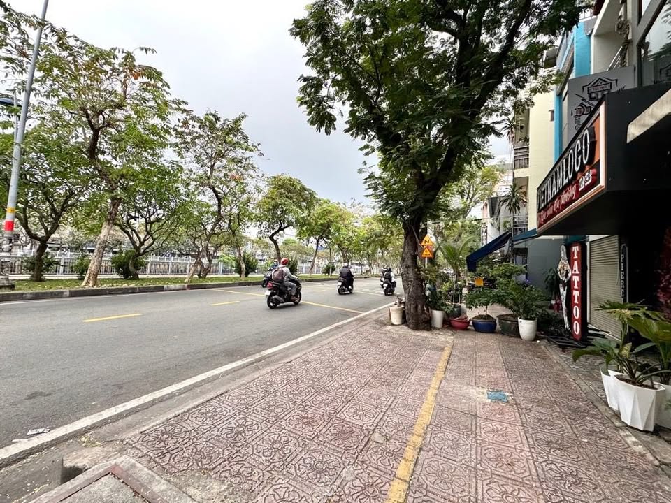 Nhà Mặt Tiền Hoàng Sa, Quận 1 30m² 10.9 Tỷ - Đầu tư sinh lời ngay!