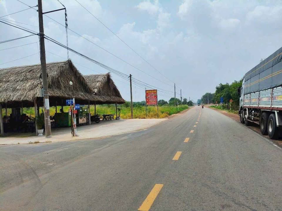 Đất Nền Phước Sang, Bình Dương - 275m² Sổ Đỏ, Sát UB, Mặt Tiền Liên Huyện