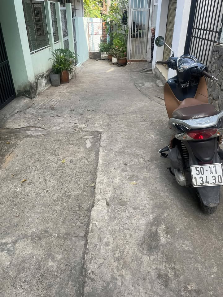 Nhà trọ 161m² Phường Tăng Nhơn Phú B - 8 Phòng, Thu nhập 16 Triệu/Tháng