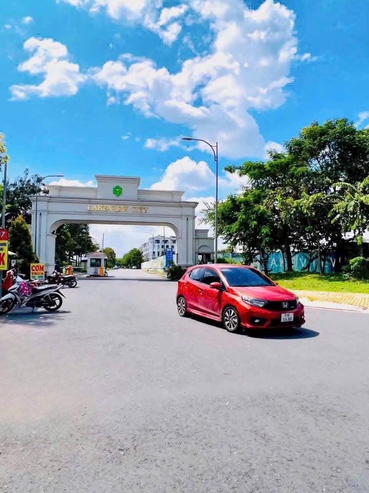 Shophouse Lakeview City 100m2/33 trieu - Mat tien kinh doanh