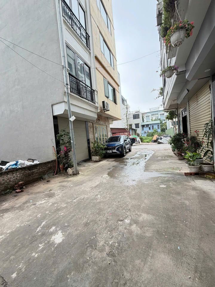 Bán đất TĐC Ngọc Thụy 30m², 10 tỷ - Sổ đỏ sẵn sàng