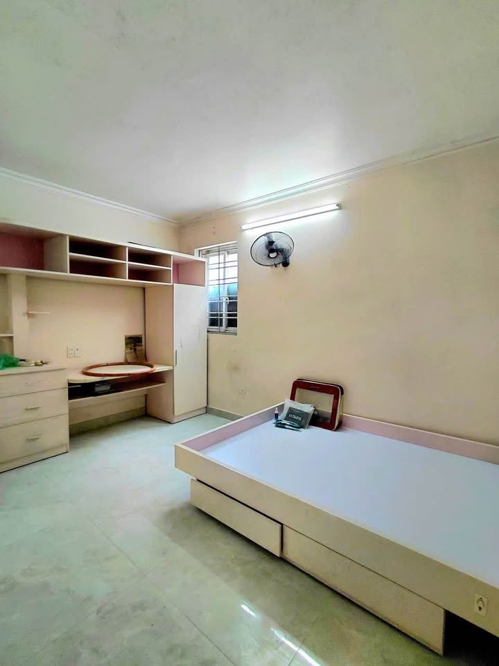 Nhà Riêng Ngõ Hồ Sen, Lê Chân 83m² giá 4.5 tỷ - Chính chủ bán!