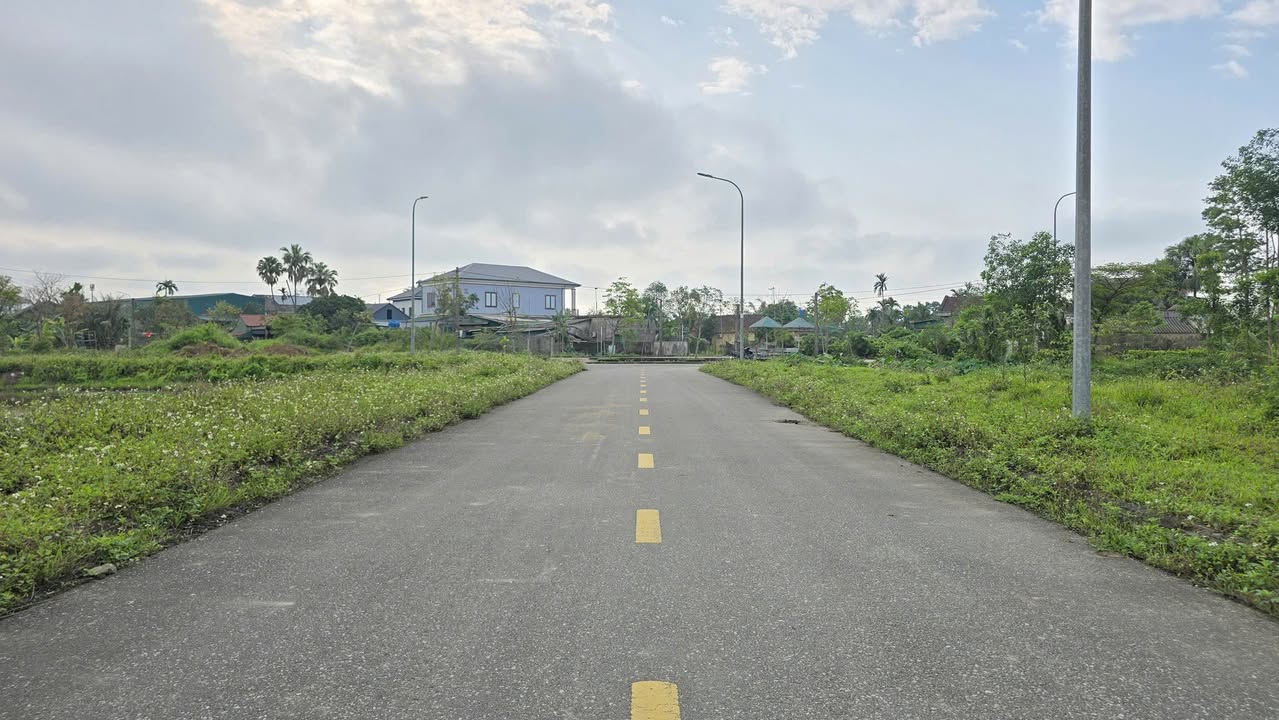 Đất nền Hà Huy Tập, Hà Tĩnh 199.9m² - Tiềm năng tăng giá cực lớn!