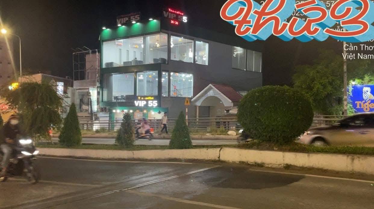 Cho thuê nhà 3 tầng mặt tiền Nguyễn Văn Cừ Nối Dài, Cần Thơ - 675m² sàn kinh doanh