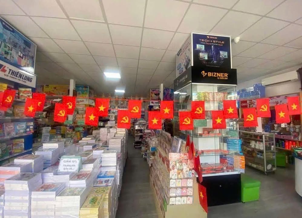 Nhà Phố Mặt Tiền Nguyễn Văn Cừ Cần Thơ 150m² - Kinh Doanh Bất Tận!