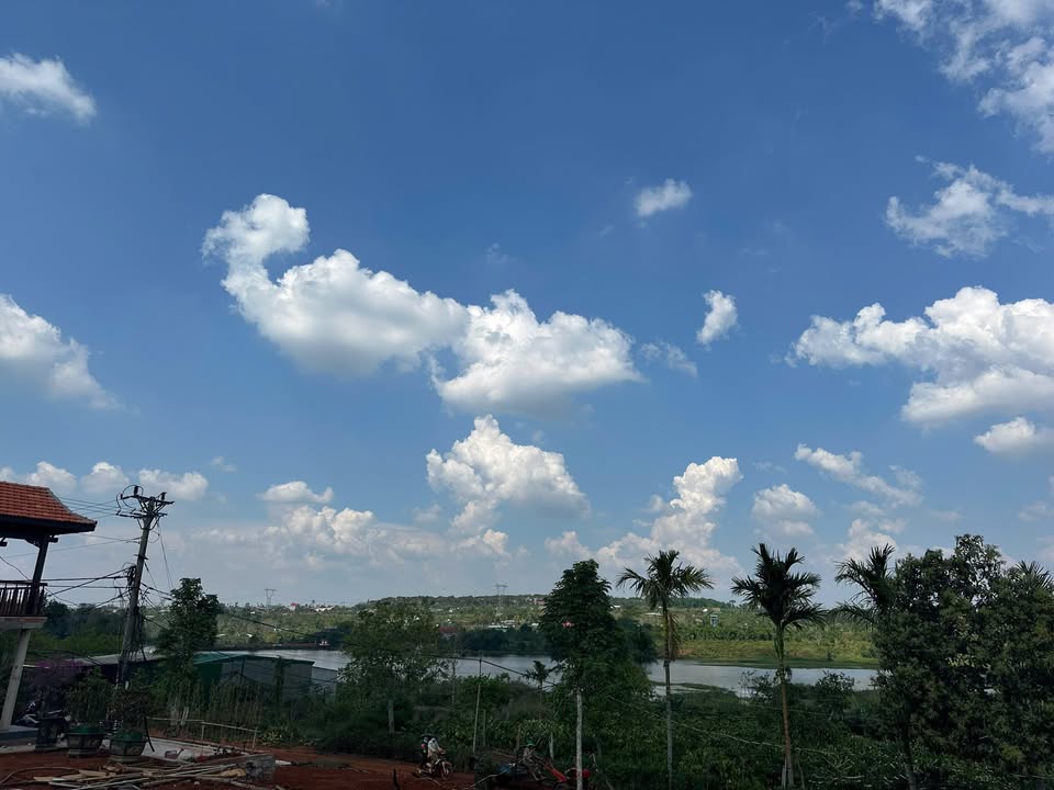 Đất thổ cư Ea Ral 700m² view Hồ Thủy Tùng - Sổ hồng sẵn sàng!