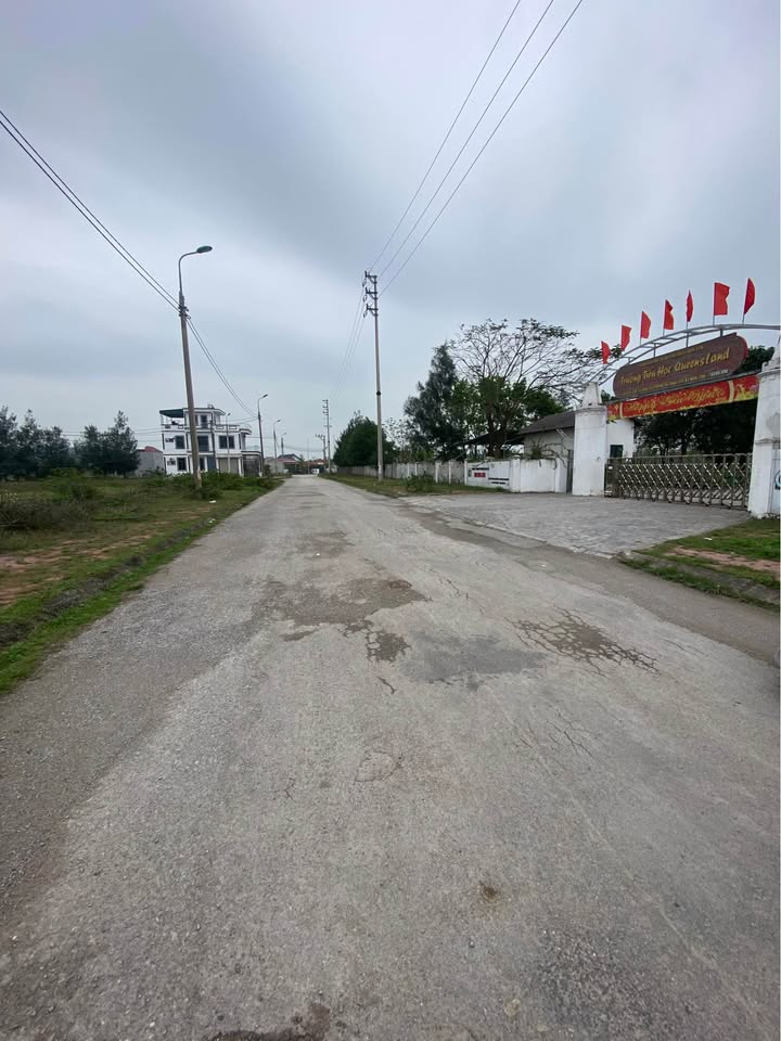 Đất nền Minh Khai, Bắc Từ Liêm 150m² - Sổ đỏ chính chủ!