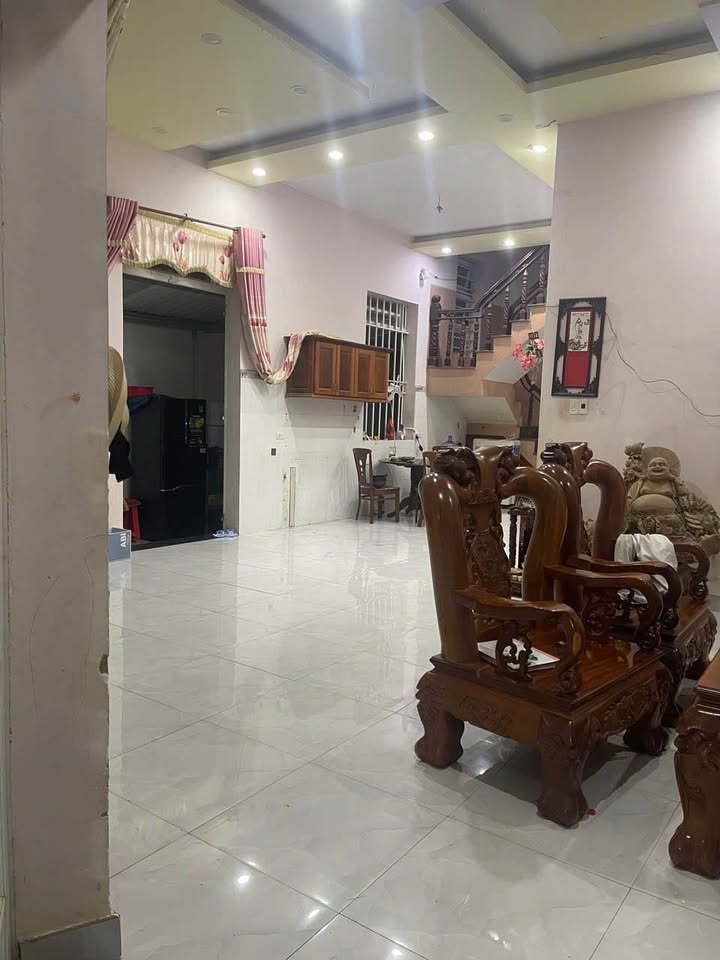 Nhà Chính Chủ 225m² - Ngay Chợ Tiến Thành, Đồng Xoài - Giá Hơn 3 Tỷ