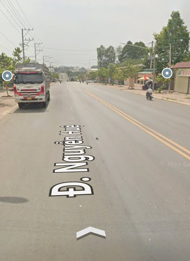 Bán Đất Mặt Tiền Nguyễn Huệ, Đồng Xoài - 11.5 Tỷ Tặng Nhà Tốt