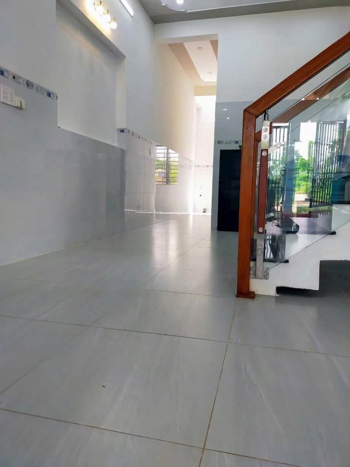 Cho thuê nhà nguyên căn 2PN sát The Gold, Đồng Phú - Giá 7 triệu/tháng