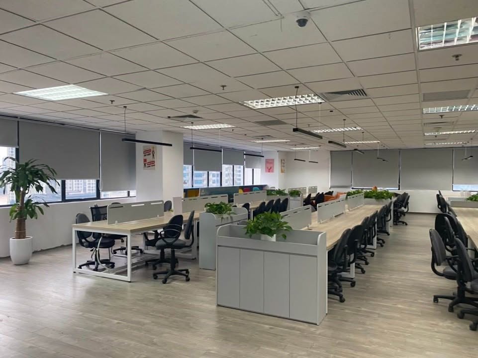 Văn phòng Hoàng Cầu Đống Đa 250m² giá 43 triệu - Sẵn sàng làm việc!