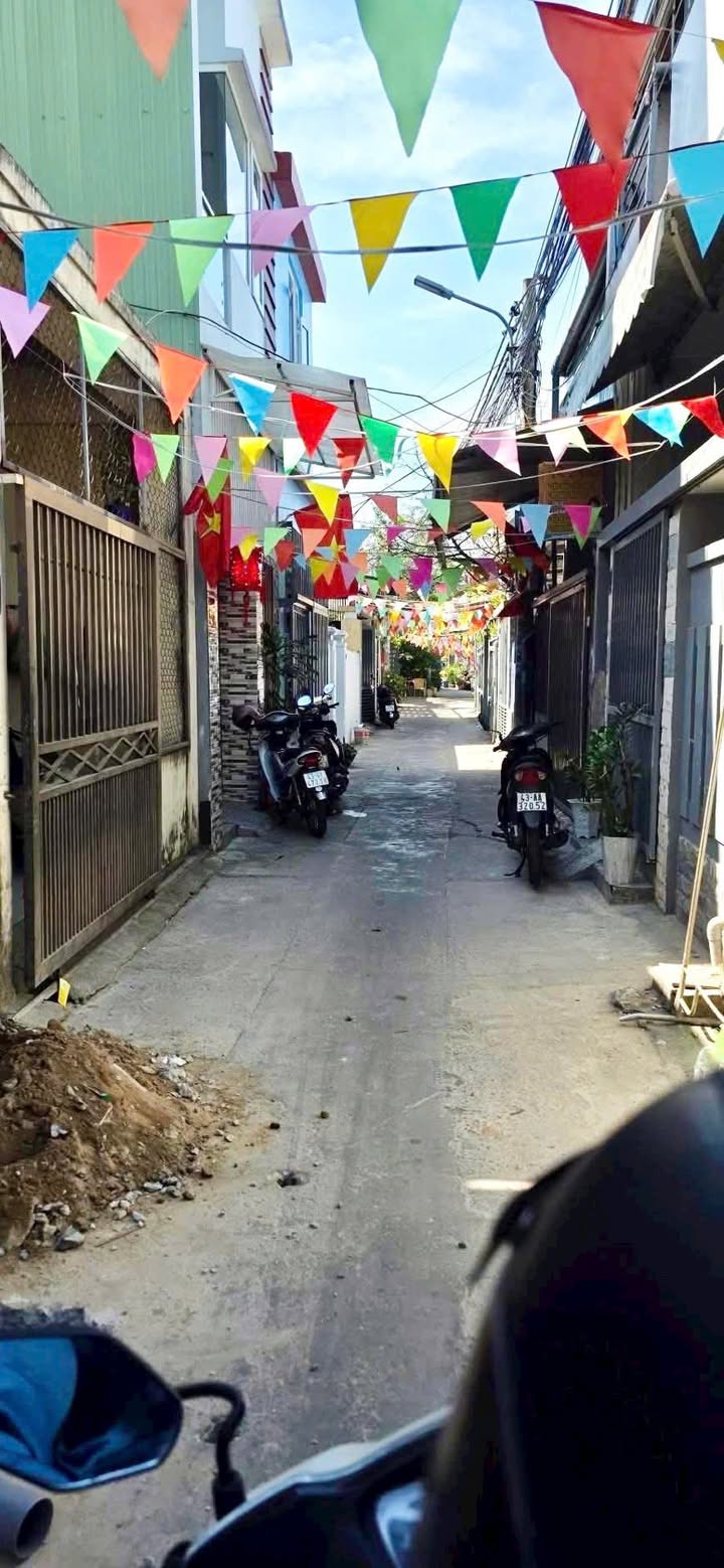 Nhà 80m² Trần Đình Tri Đà Nẵng - 3PN, 2.5 Tầng, Đi Bộ Ra Biển