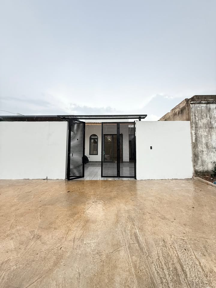 Nhà riêng Pleiku 1.5 tỷ - Ô tô vào tận nhà, full thổ cư!