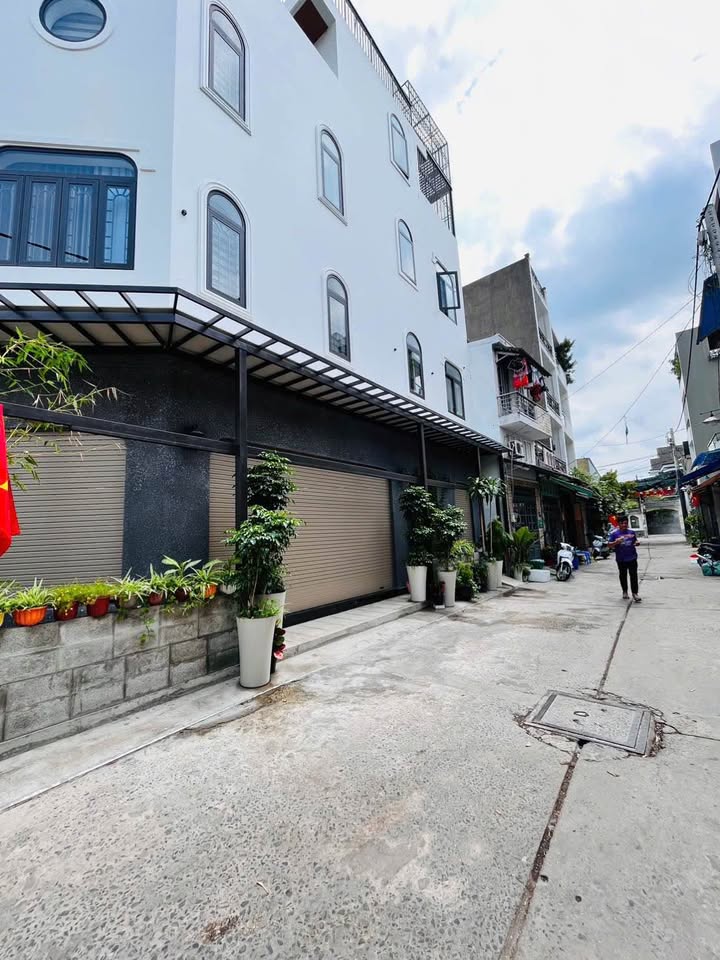 Nhà Bình Tân 72m² - Ô tô vào tận nhà, cách Aeon Tân Phú 200m