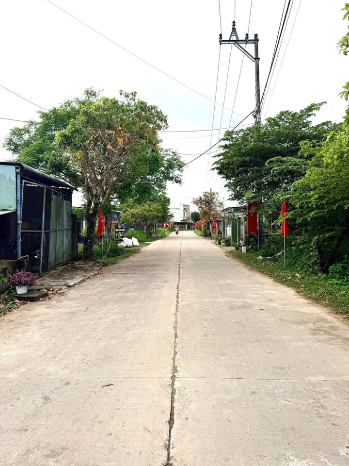 Bán Gấp 2 Lô Liền Kề Mặt Tiền Kinh Doanh DT612 - Quảng Nam - 5 Tỷ