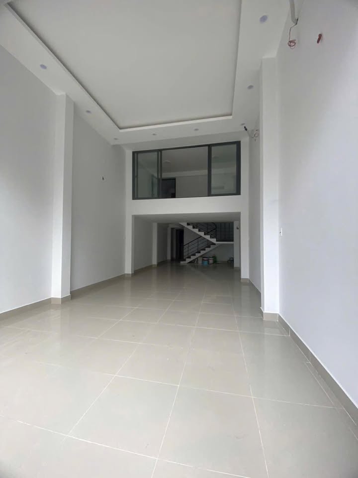 Nhà Mặt Tiền Hoàng Văn Thụ, Đà Nẵng - 90m², 4 Tầng, Kinh Doanh Đỉnh Cao